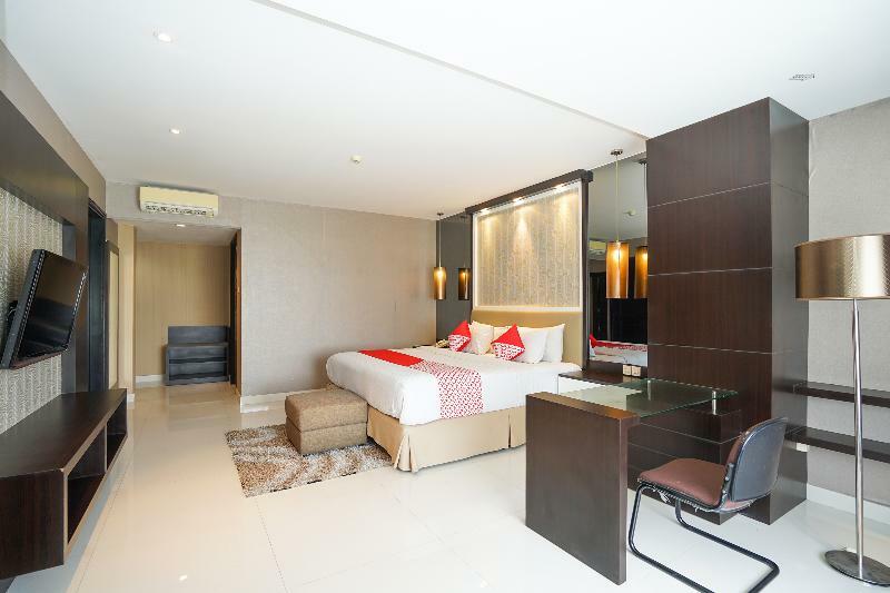 Prime Royal Hotel Surabaya